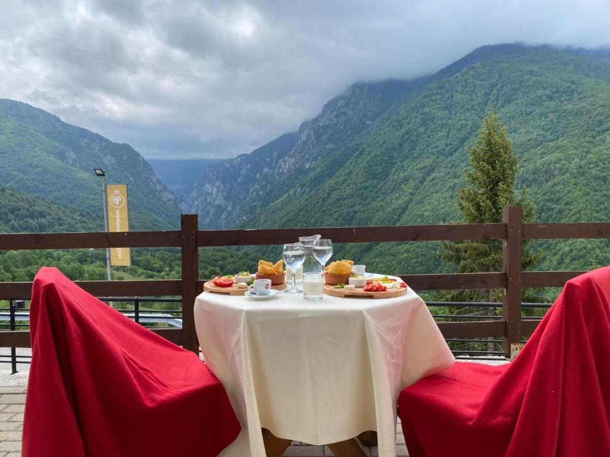 Hotel Panorama Rugove Peje Buitenkant foto