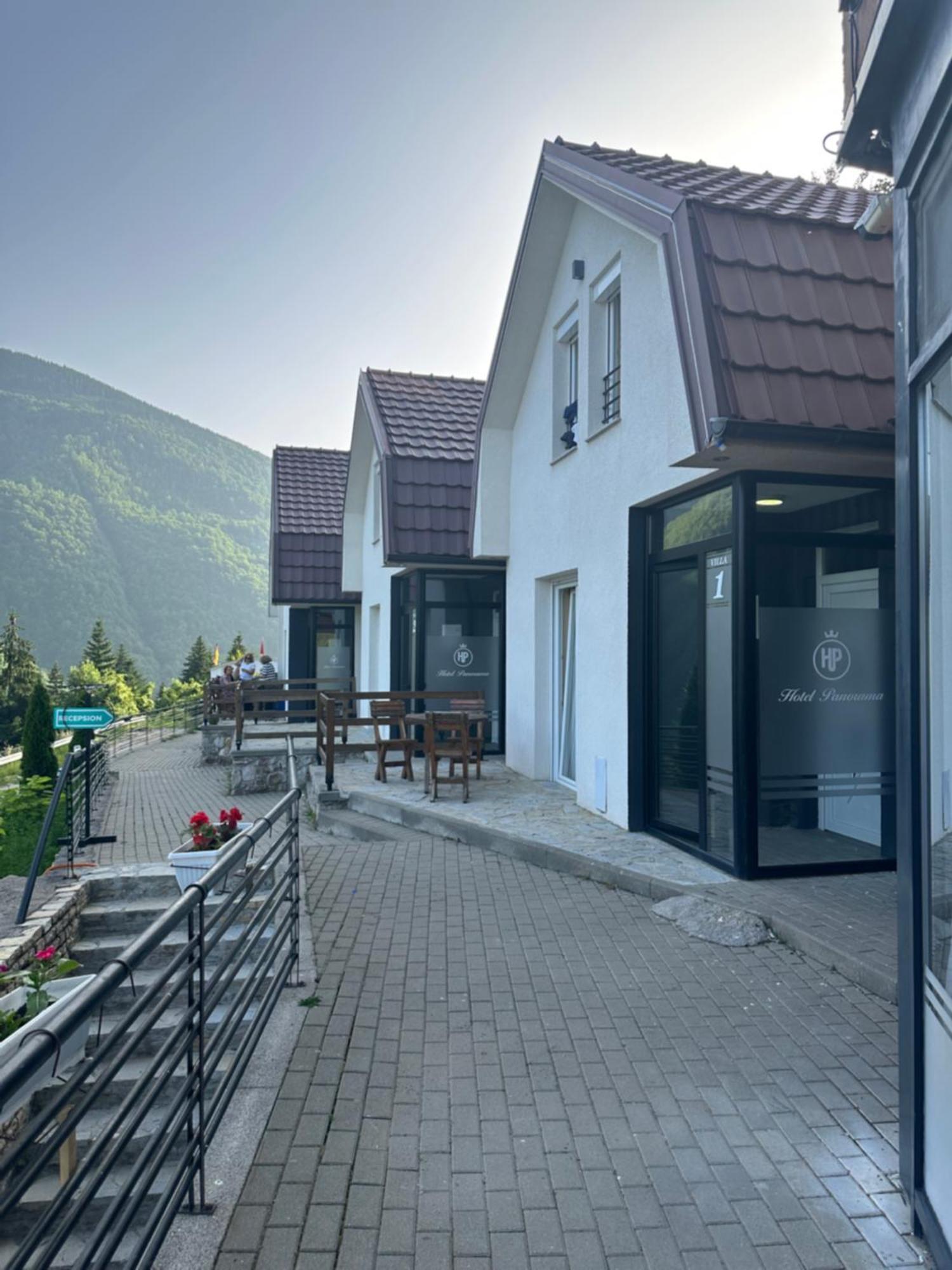 Hotel Panorama Rugove Peje Buitenkant foto